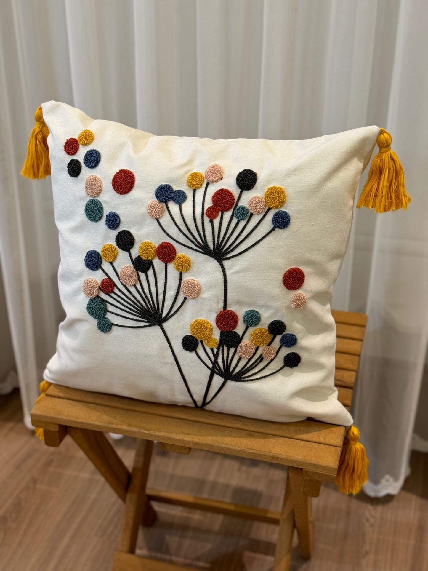 Modern Floral Tufted Embroidery Cushion Cover with Tassel