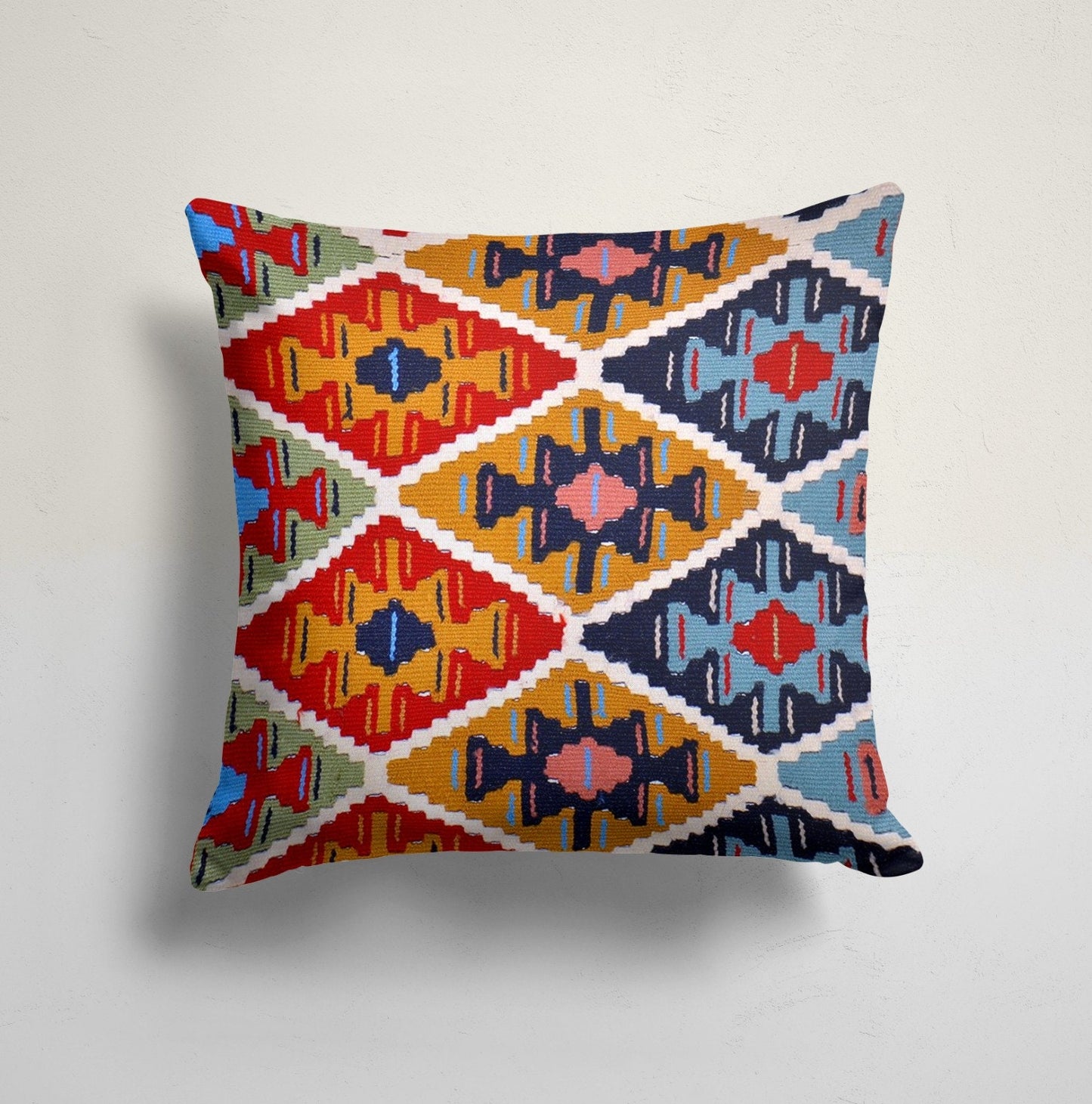 Farmhouse Ethnic Turkish Kilim Print Cushion Cover