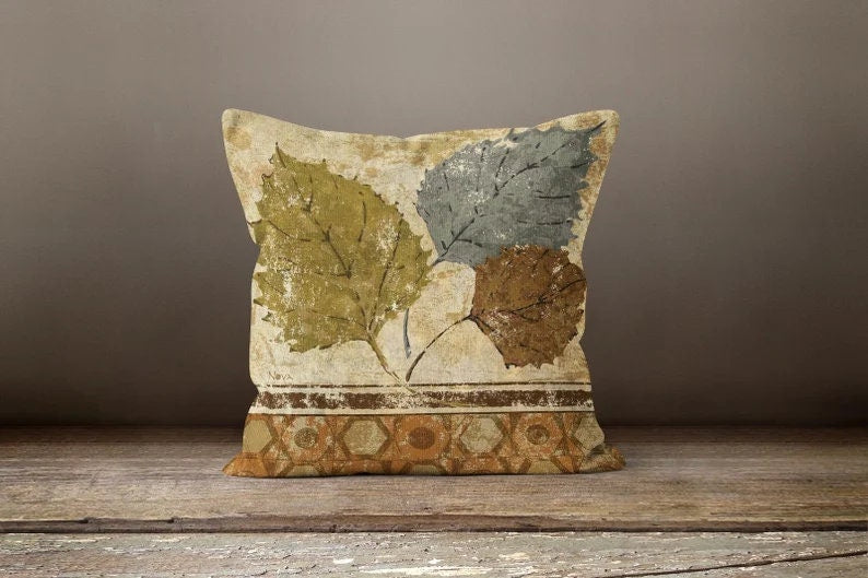 Autumn Dry Leaves and Pumpkins Wreath Design Cushion Cover