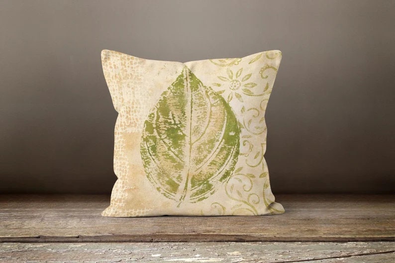 Autumn Dry Leaves and Pumpkins Wreath Design Cushion Cover