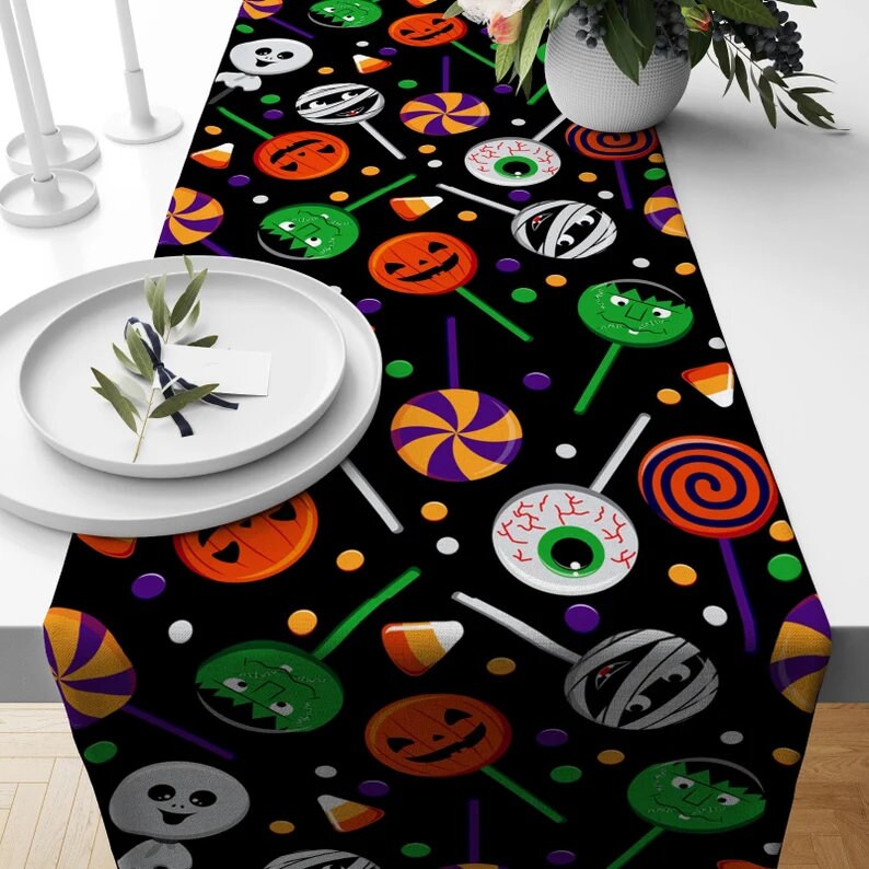 Halloween Table Runner with Pumpkin Decoration