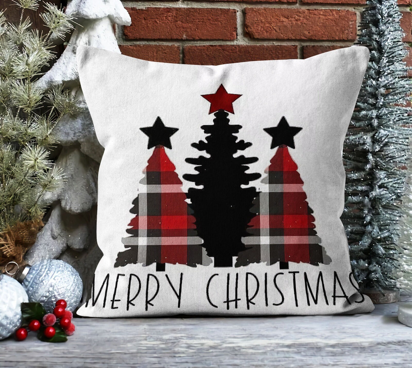 Plaid Christmas Tree Cushion Cover, Pine Cones and Bird with Plaid Basket