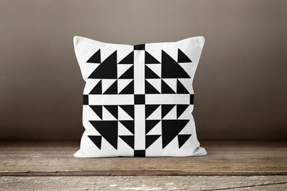 Black and White Tribal, Symmetrical Arrowhead Cushion Cover
